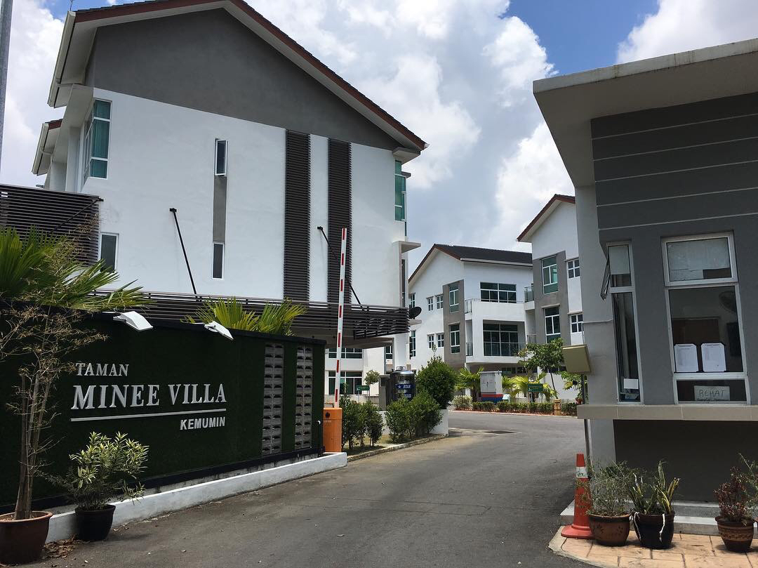 minee villa
